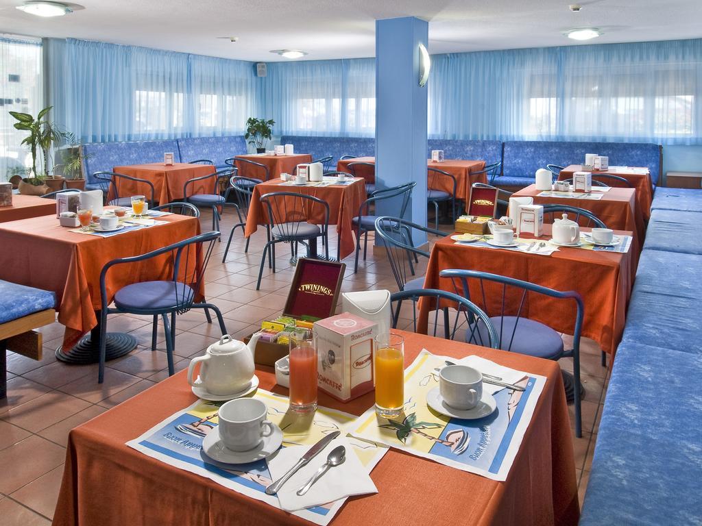 Hotel Giannino بورتو ريكاناتي المظهر الخارجي الصورة