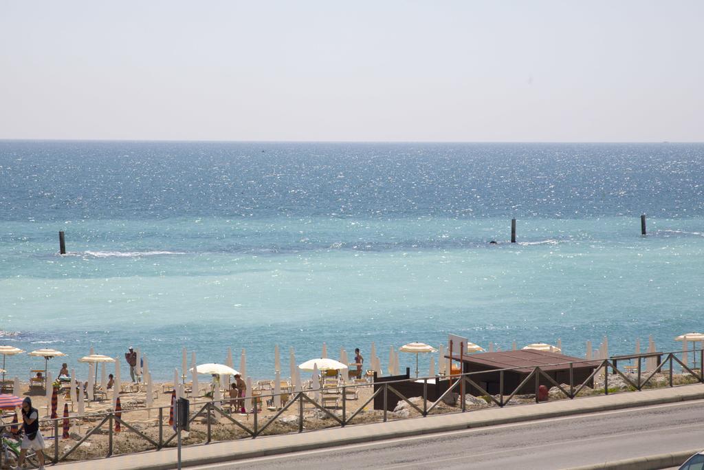 Hotel Giannino بورتو ريكاناتي المظهر الخارجي الصورة