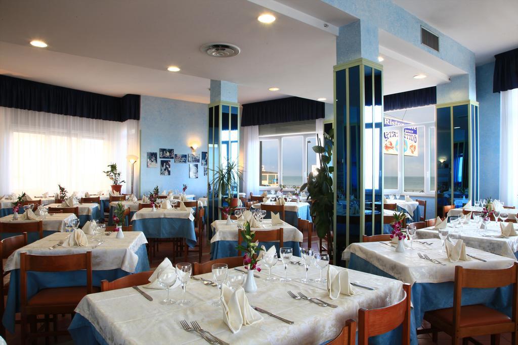 Hotel Giannino بورتو ريكاناتي المظهر الخارجي الصورة